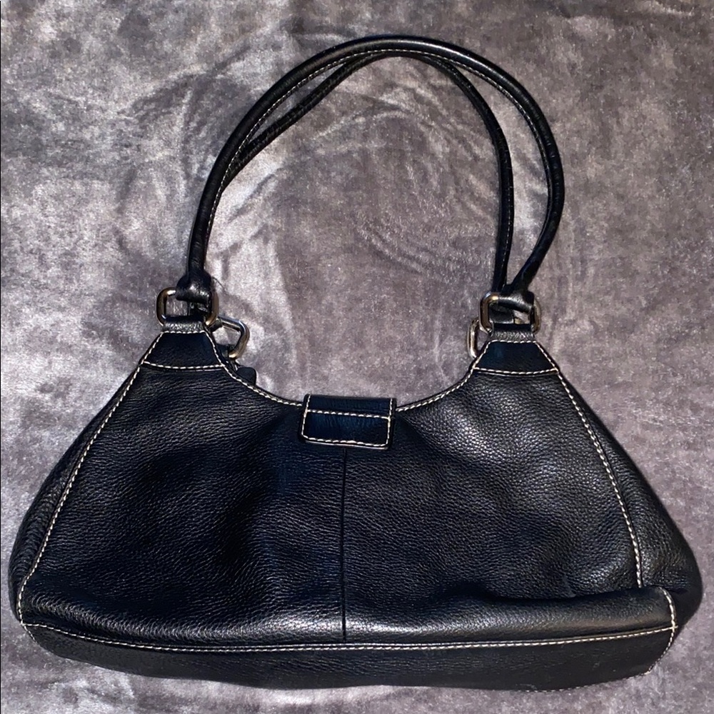 Bloomingdale’s Black Leather Shoulder Bag Vintage y2k! - Picture 2 of 15